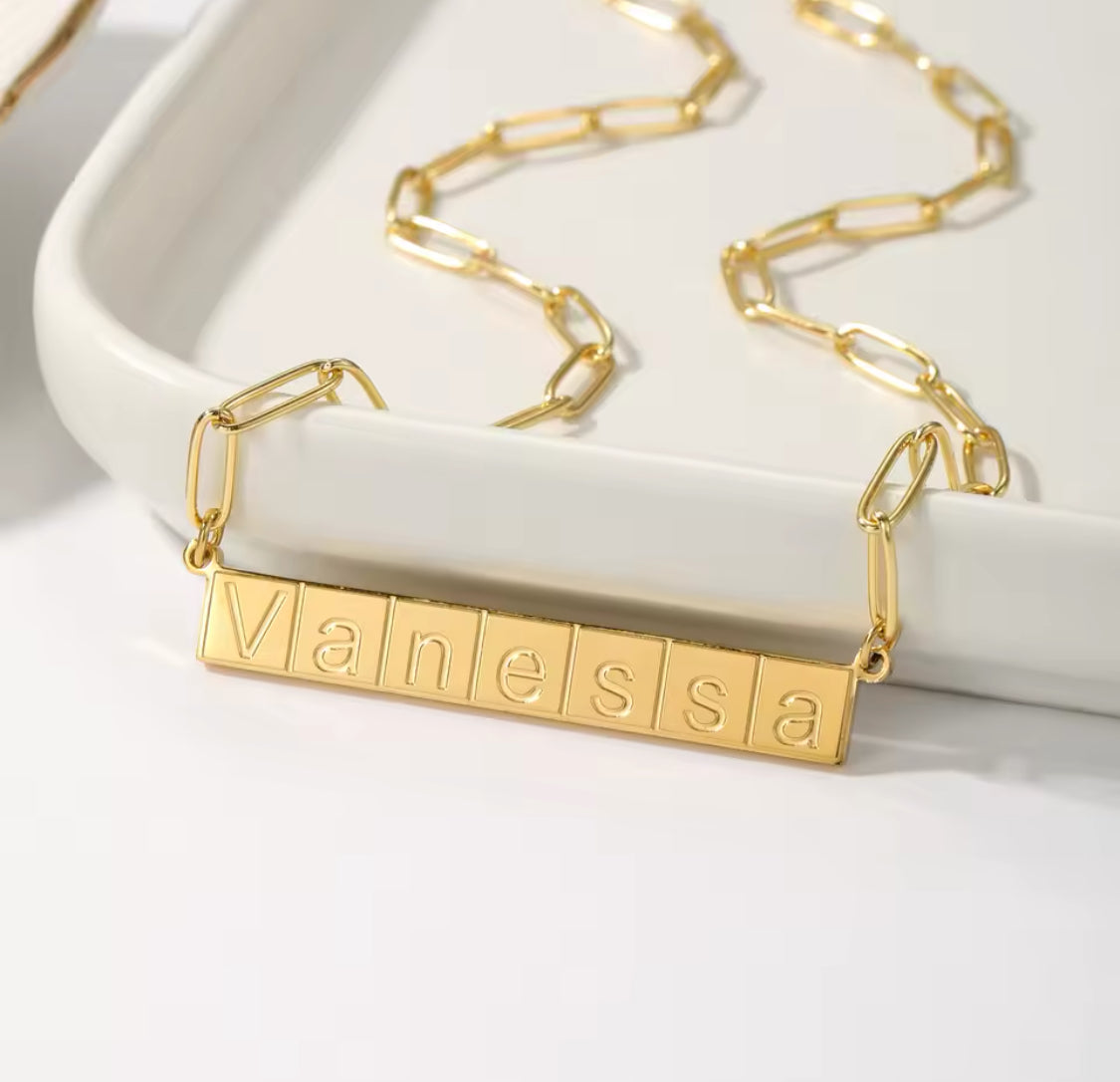 Block chain name necklaces