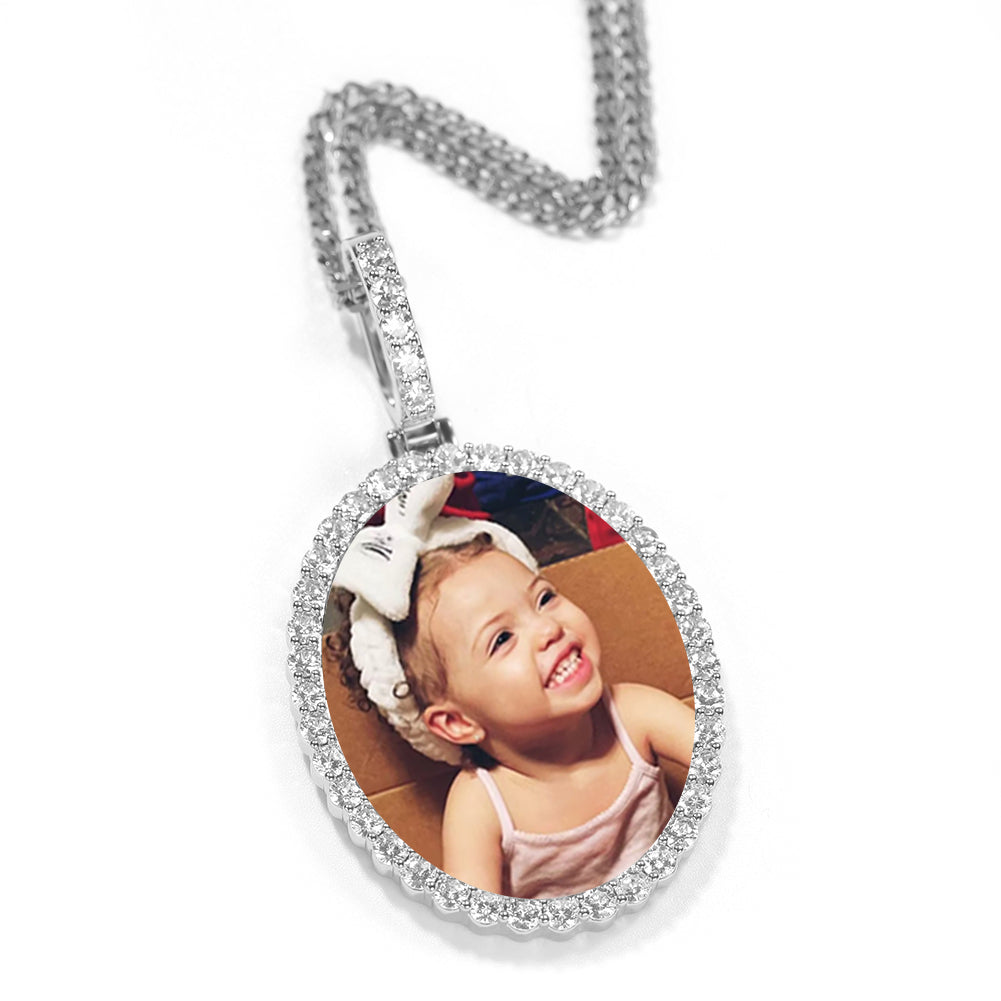 Oval diamond photo pendent