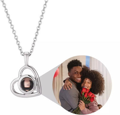 The photo projection necklace 3d