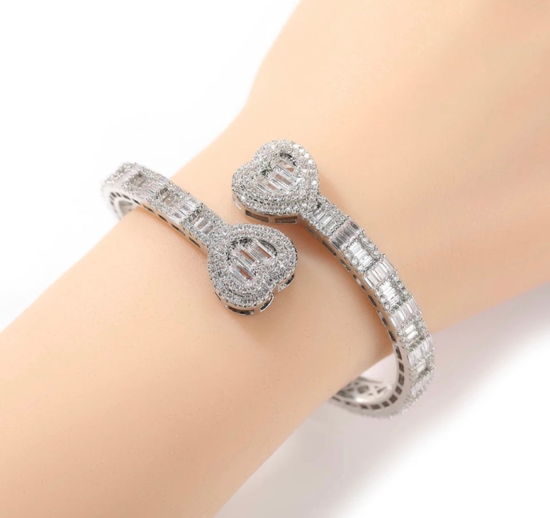 6mm Heart Cuff Bangle